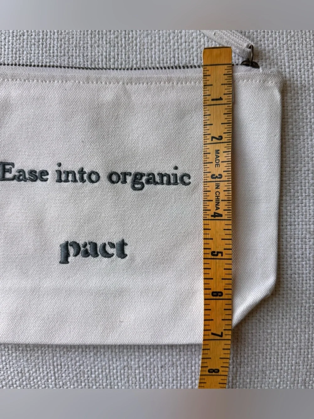 Pact canvas travel